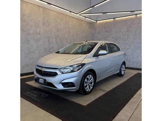 CHEVROLET ONIX 1.4 MPFI LT 8V FLEX 4P MANUAL CHEVROLET ONIX 1.4 MPFI LT 8V FLEX 4P MANUAL